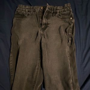 Worn but not damaged